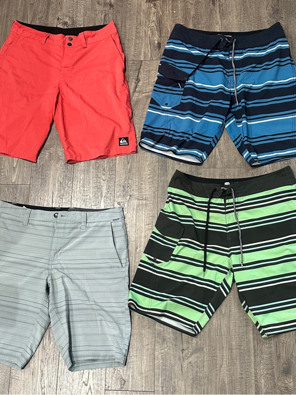 Quiksilver Coral Red and Blue/Green Striped Men's Boardshorts Set